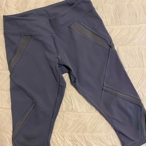 Lululemon Knee Length Leggings